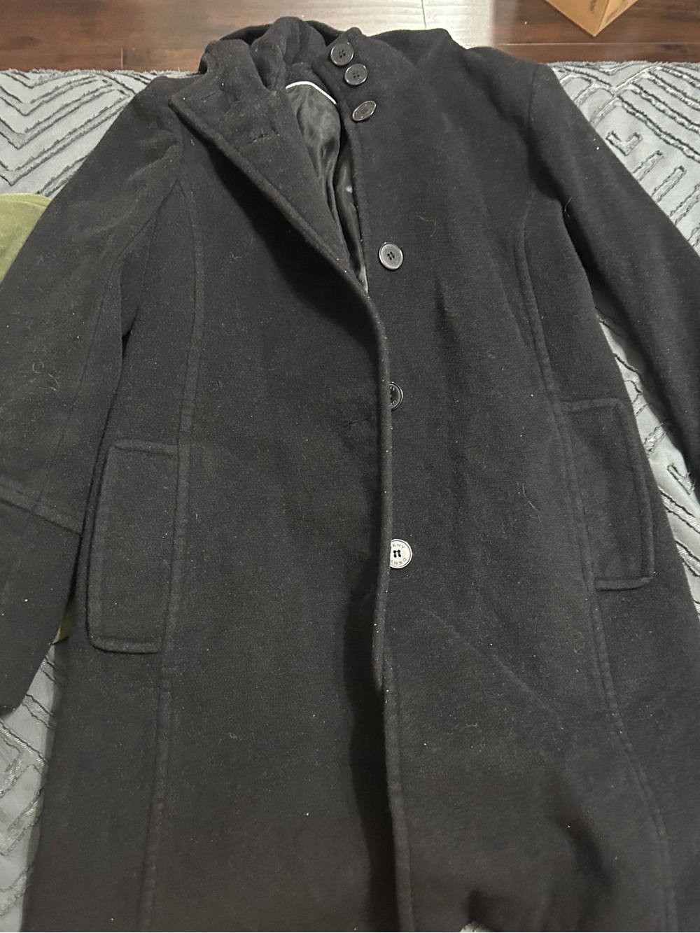 Women’s Black Wool Blend Single-Breasted Coat